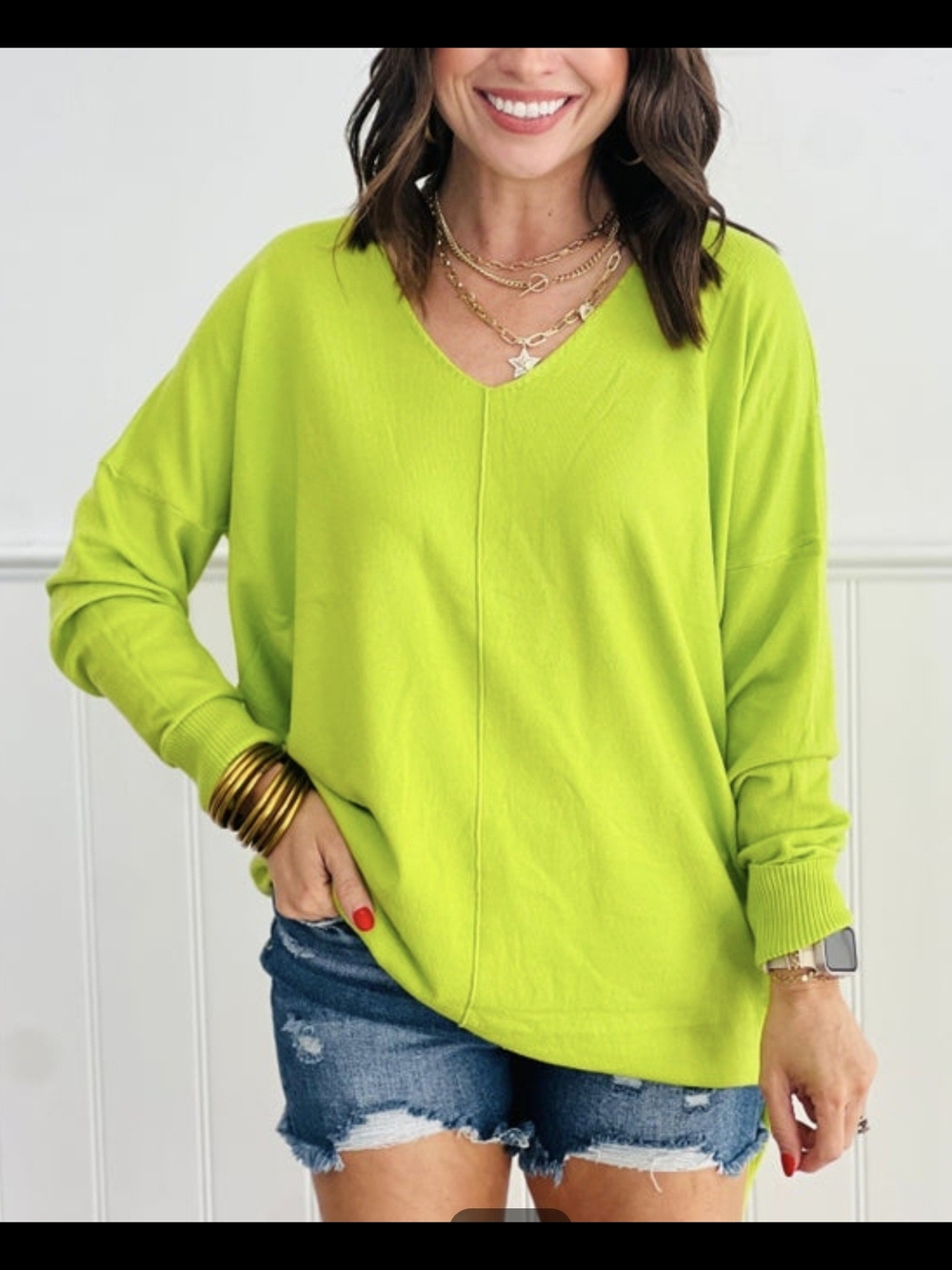 Dreamers By Debut Center Seam Vibrant Lime Green V-Neck Lightweight Sweater M/L